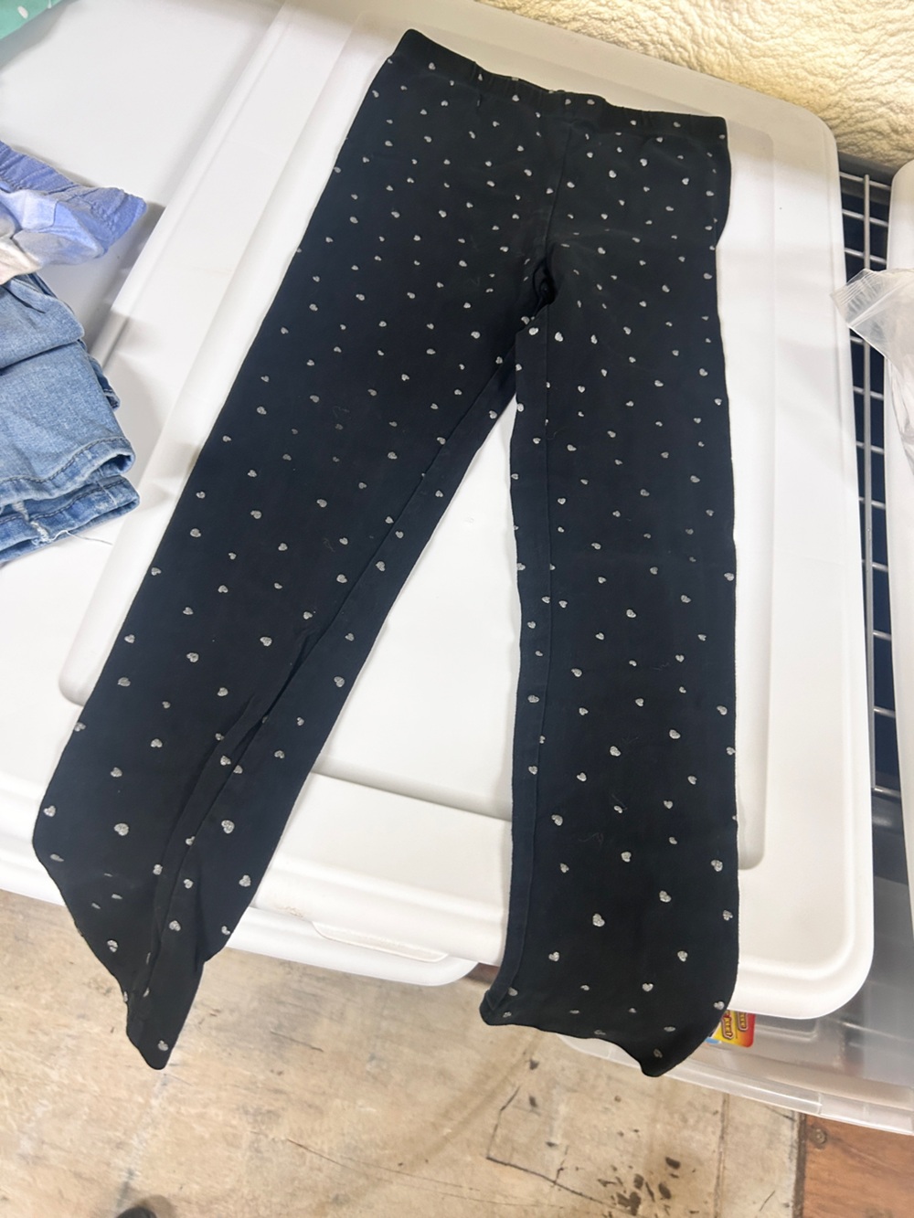 Epic Threads Black Leggings with Silver Hearts